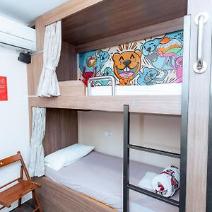 Dormitory Room Mixed