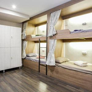 Dormitory Room Mixed